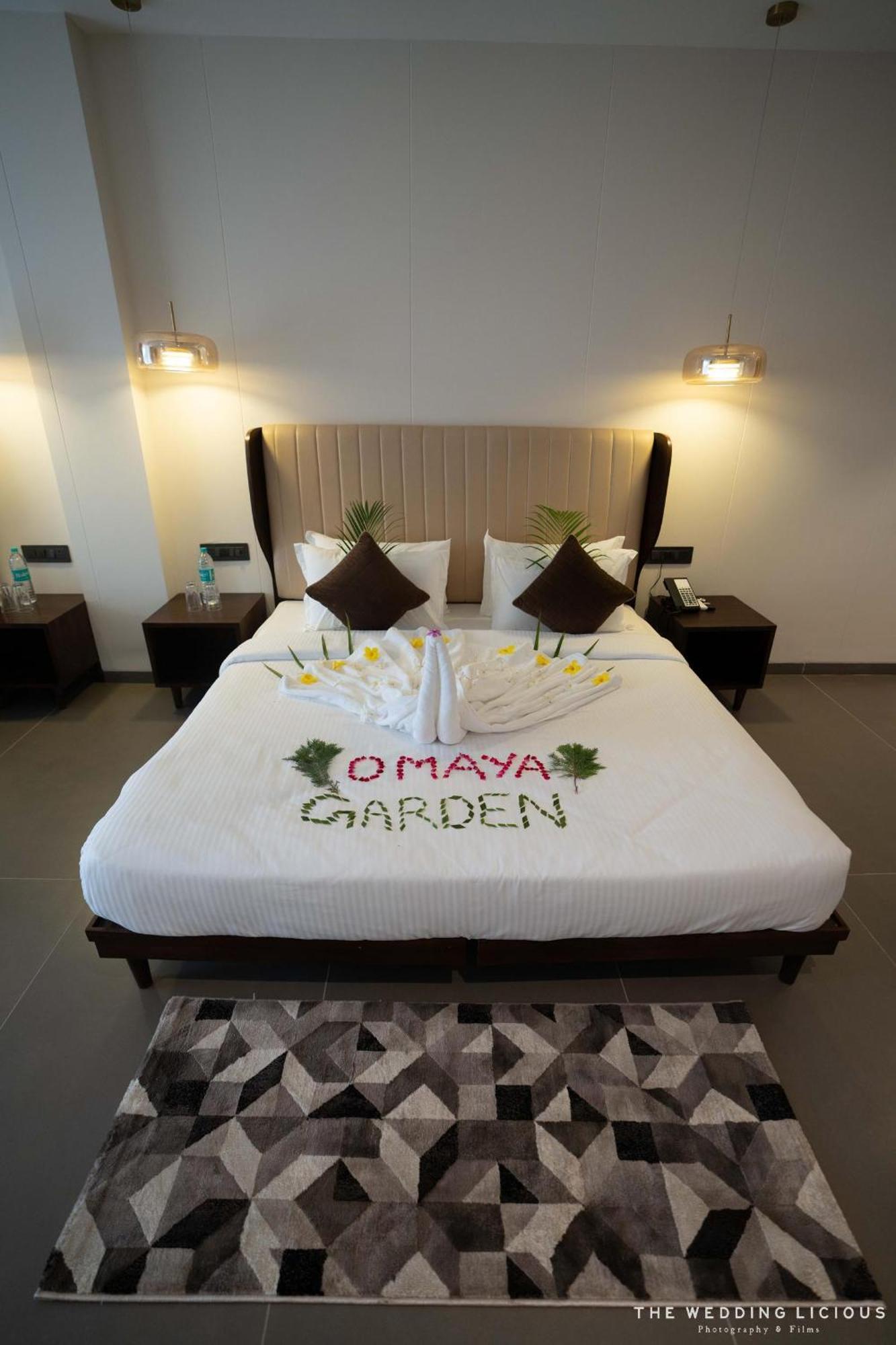 Hotel Omaya Garden Rāipur Exterior foto